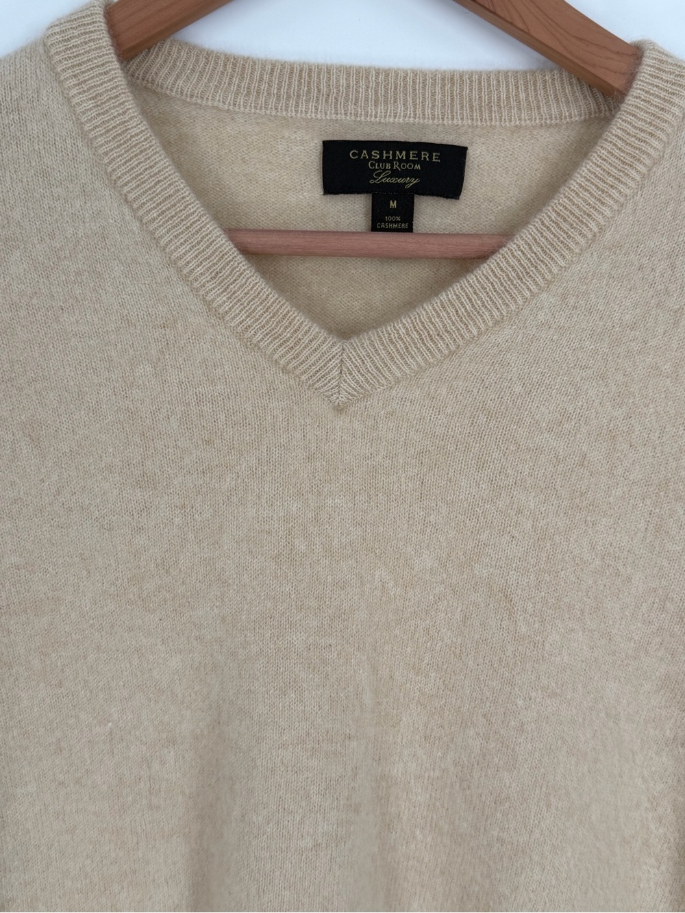 Cashmere Club Room Luxury 100% Cashmere V Neck Sweater Mens M Old Money Ivy Prep - Picture 4 of 10